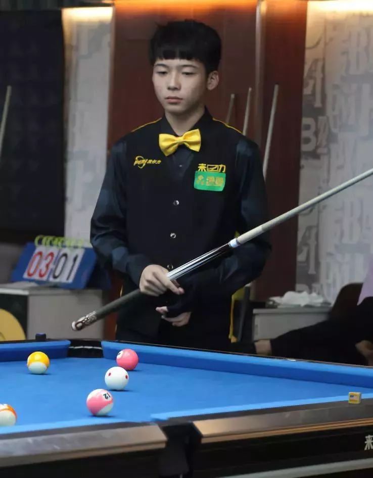 赛时表情沉 赛时表情沉