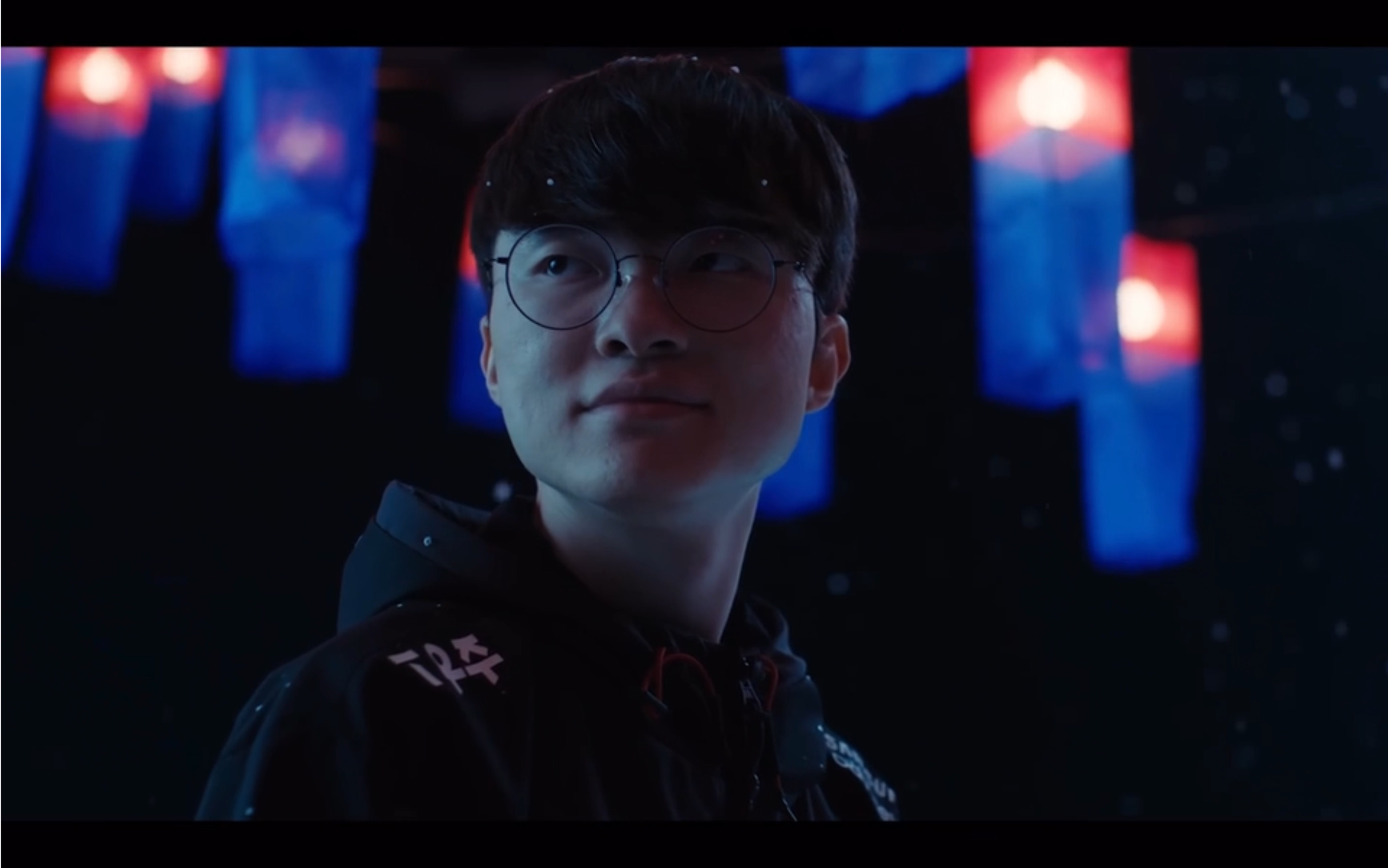 翼与一名前 翼与一名前